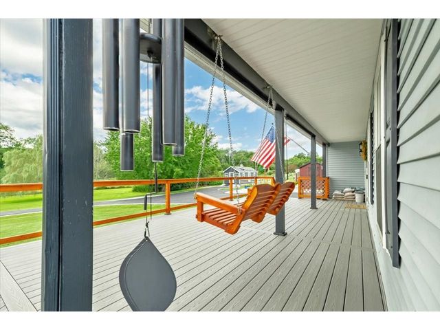 11 Craftsfield Road, Fairfax, VT 05454