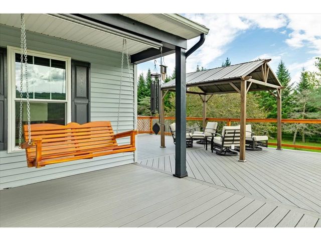 11 Craftsfield Road, Fairfax, VT 05454