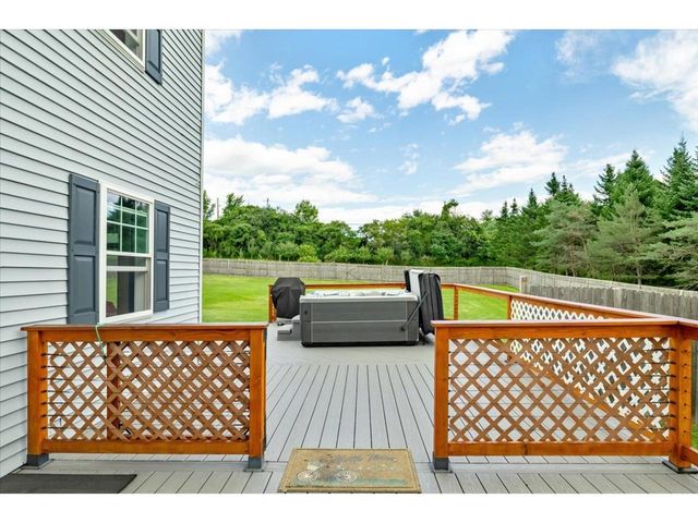 11 Craftsfield Road, Fairfax, VT 05454