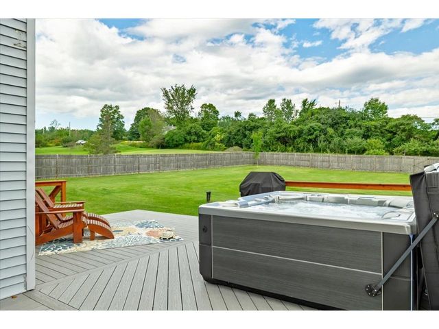 11 Craftsfield Road, Fairfax, VT 05454