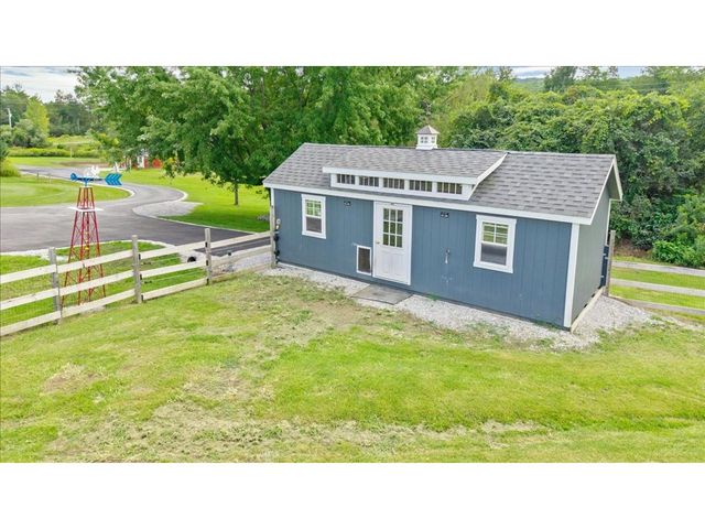 11 Craftsfield Road, Fairfax, VT 05454
