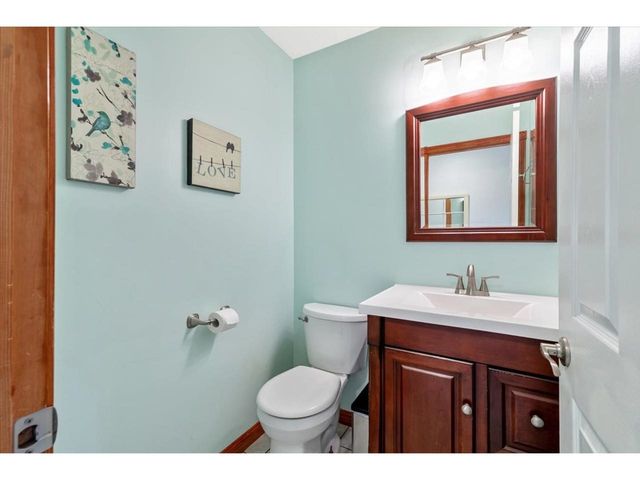 11 Craftsfield Road, Fairfax, VT 05454