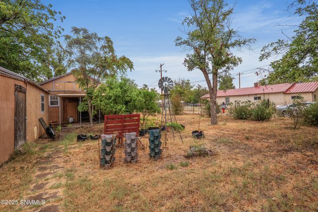 911 W Fox Street, Carlsbad, NM 88220