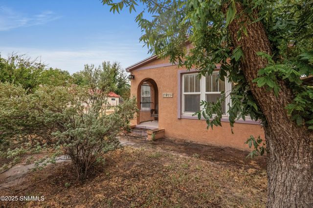 911 W Fox Street, Carlsbad, NM 88220