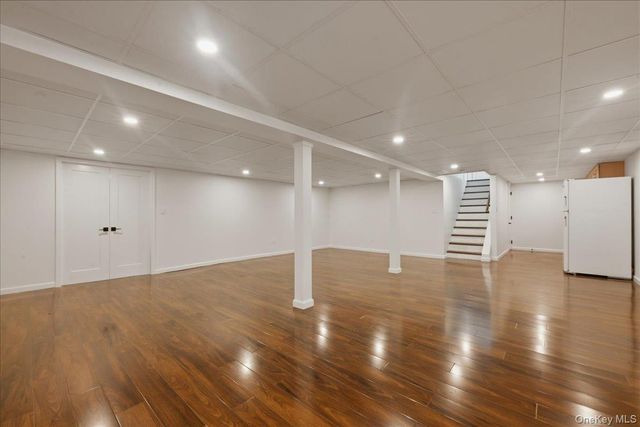 26 Clearland Avenue, Carle Place, NY 11514