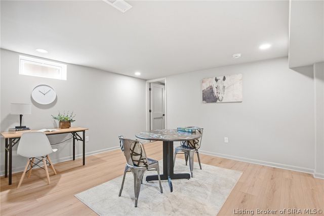 1809 Woodland Road, New Albany, IN 47150