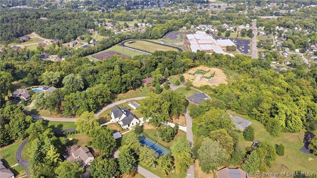 1809 Woodland Road, New Albany, IN 47150