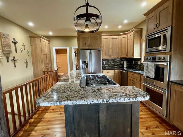 1555 Madison 530, Fredericktown, MO 63645