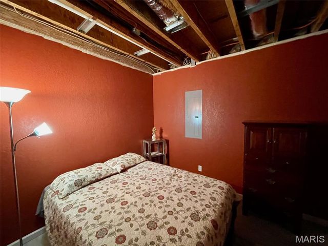 1555 Madison 530, Fredericktown, MO 63645