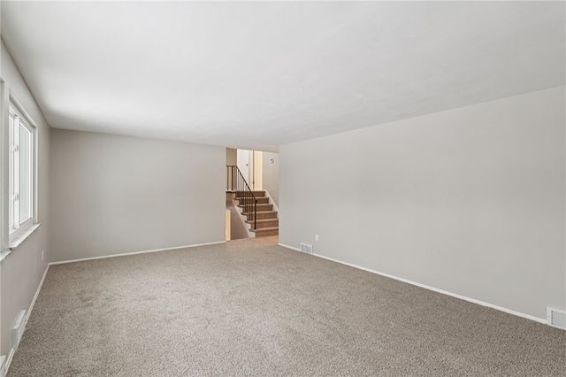 537 Fieldstone Dr, Monroeville, PA 15146