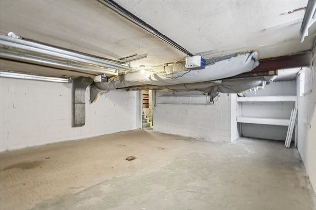 537 Fieldstone Dr, Monroeville, PA 15146