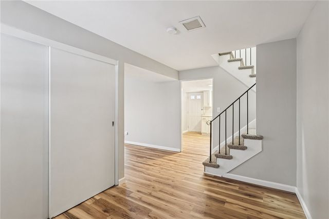 537 Fieldstone Dr, Monroeville, PA 15146