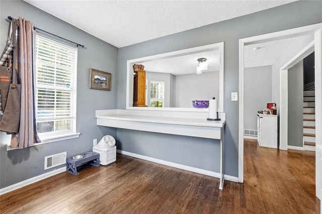 237 WHITE PINES Drive, Dallas, GA 30157