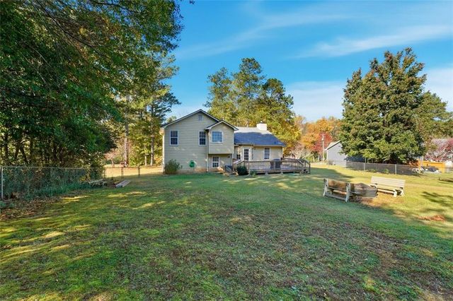 237 WHITE PINES Drive, Dallas, GA 30157