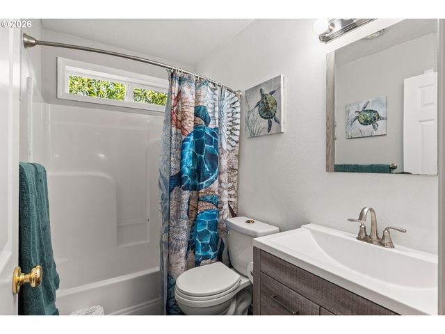 2622 STRASBURG Dr, Forest Grove, OR 97116