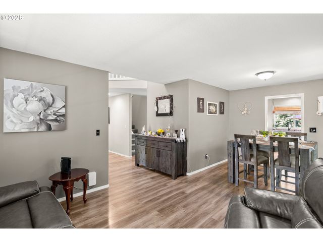 2622 STRASBURG Dr, Forest Grove, OR 97116