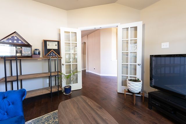 1161 Crest Breeze Drive, Fort Worth, TX 76052