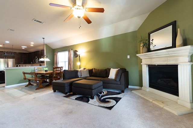 1161 Crest Breeze Drive, Fort Worth, TX 76052