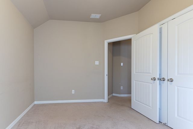 1161 Crest Breeze Drive, Fort Worth, TX 76052