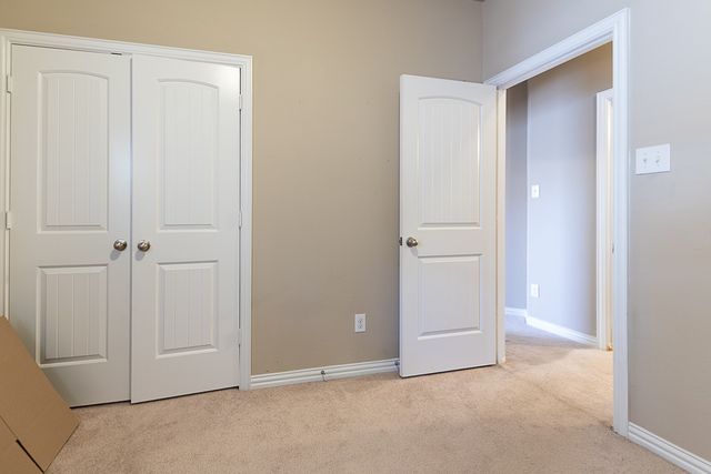 1161 Crest Breeze Drive, Fort Worth, TX 76052