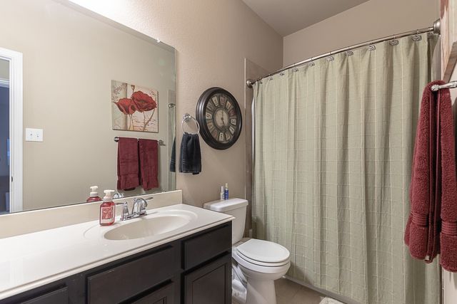 1161 Crest Breeze Drive, Fort Worth, TX 76052