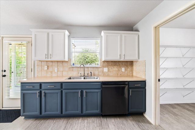 1515 Dillon Lake BND, Leander, TX 78641