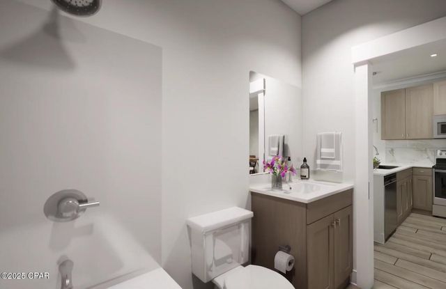 5880 Tyndall Place, Panama City, FL 32404