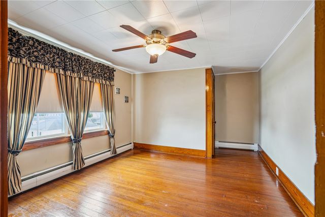 501 Jefferson Avenue, Lowden, IA 52255