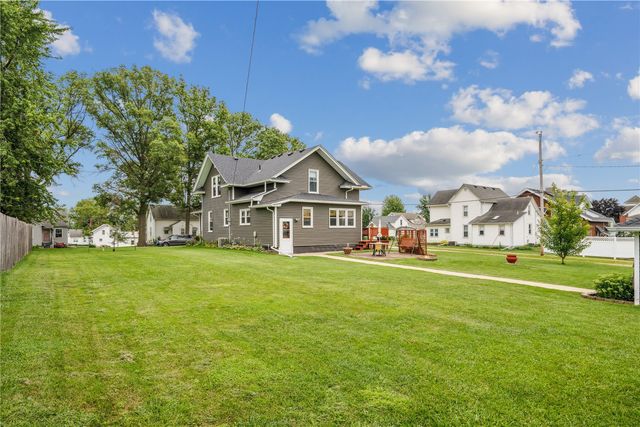 501 Jefferson Avenue, Lowden, IA 52255