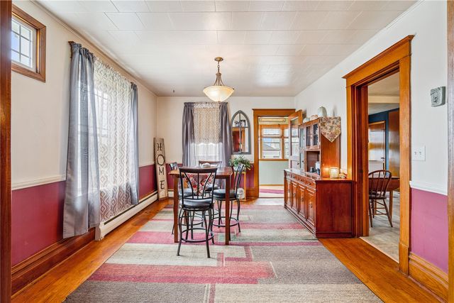 501 Jefferson Avenue, Lowden, IA 52255