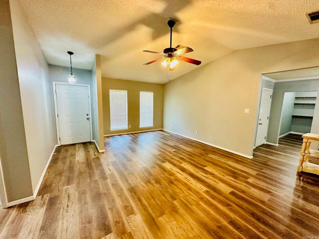 414 Newcomb Cove, Benton, AR 72015