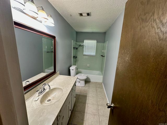 414 Newcomb Cove, Benton, AR 72015