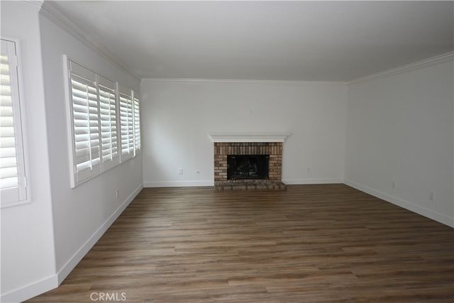 93 Linhaven, Irvine, CA 92602