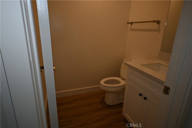 93 Linhaven, Irvine, CA 92602