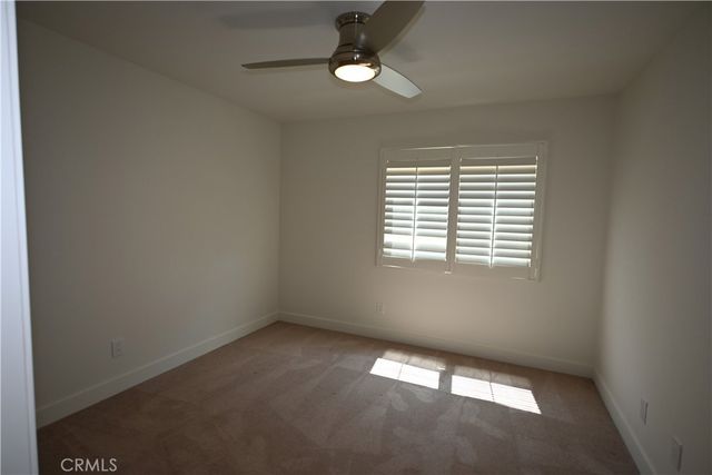 93 Linhaven, Irvine, CA 92602
