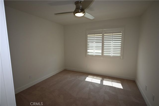 93 Linhaven, Irvine, CA 92602