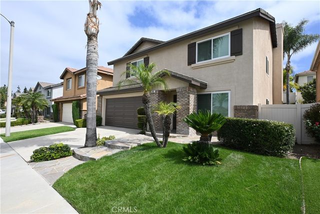 93 Linhaven, Irvine, CA 92602