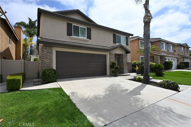 93 Linhaven, Irvine, CA 92602
