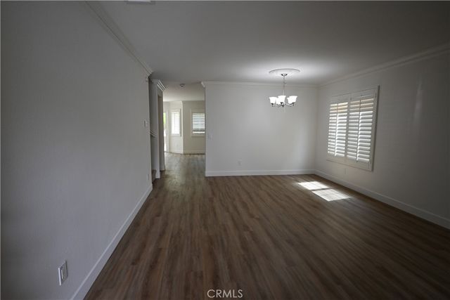 93 Linhaven, Irvine, CA 92602