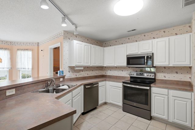 1037 Vestry Dr., Murrells Inlet, SC 29576