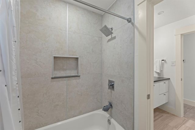 10611 Deerwood Road, Houston, TX 77042