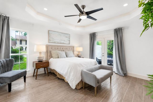 10611 Deerwood Road, Houston, TX 77042