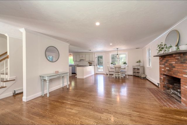 11 Heather's Path, Plympton, MA 02367