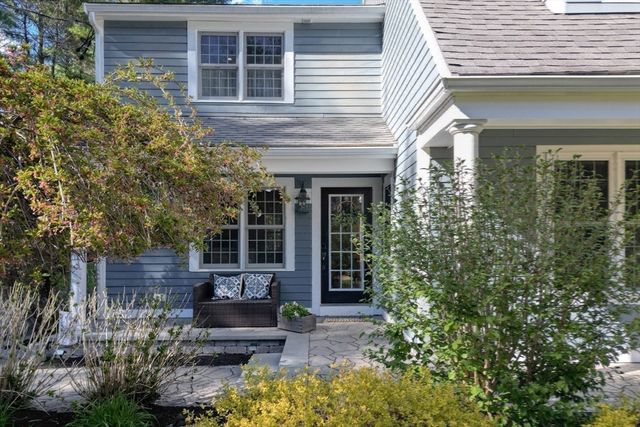 11 Heather's Path, Plympton, MA 02367