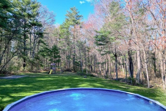 11 Heather's Path, Plympton, MA 02367