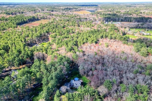 11 Heather's Path, Plympton, MA 02367