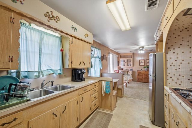 1910 Goodnight Boulevard, Wills Point, TX 75169