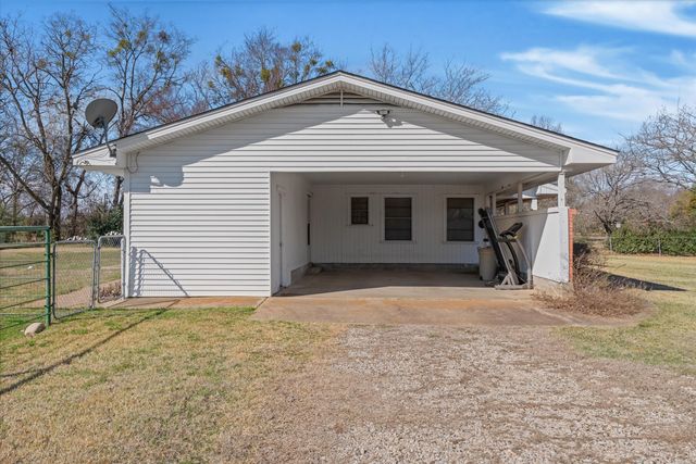 1910 Goodnight Boulevard, Wills Point, TX 75169