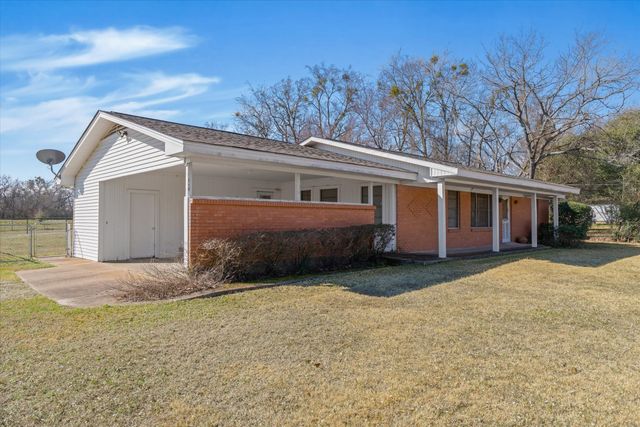 1910 Goodnight Boulevard, Wills Point, TX 75169