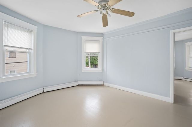 347 Douglas Avenue, Providence, RI 02908